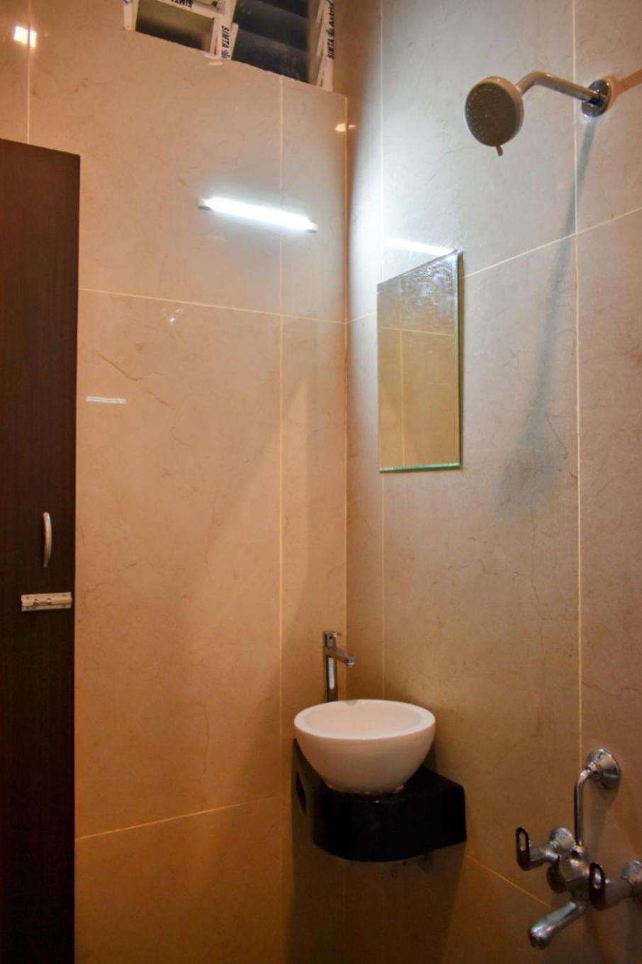 Dkv Beach View Bahur Екстериор снимка